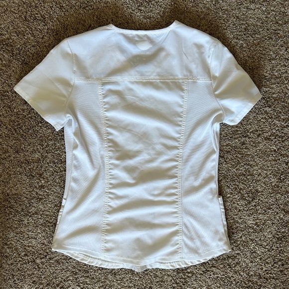 San Antonio College SAC Embroidered ADN Nursing Uniform Scrub Top Shirt - Picture 4 of 4